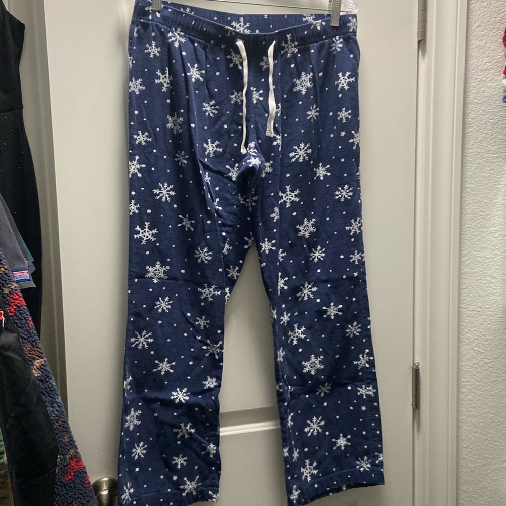 OLDNAVY Christmas PJ Bottoms (medium)